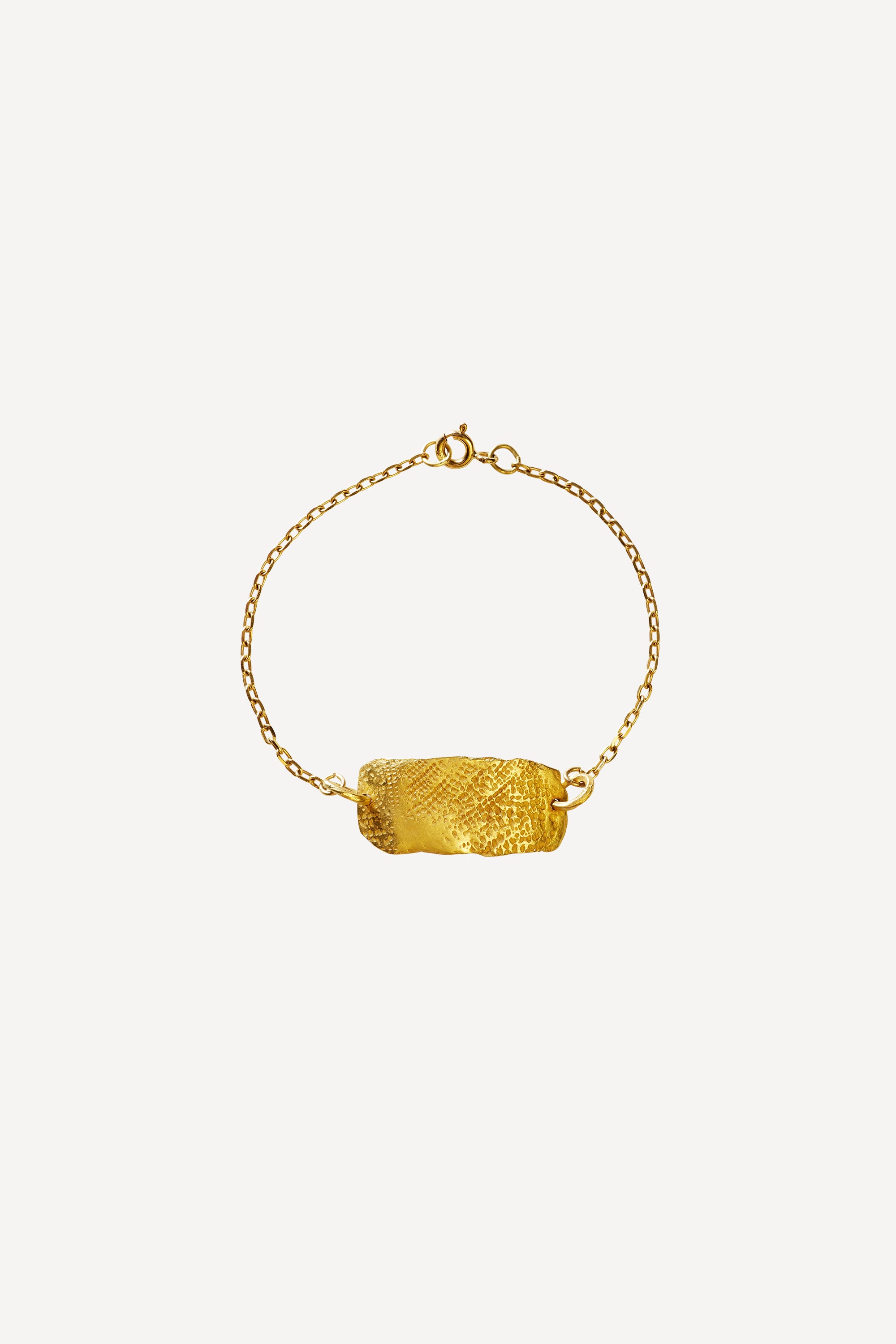 ELHANATI,  ROXY MEZUZHA TAG 18K GOLD BRACELET