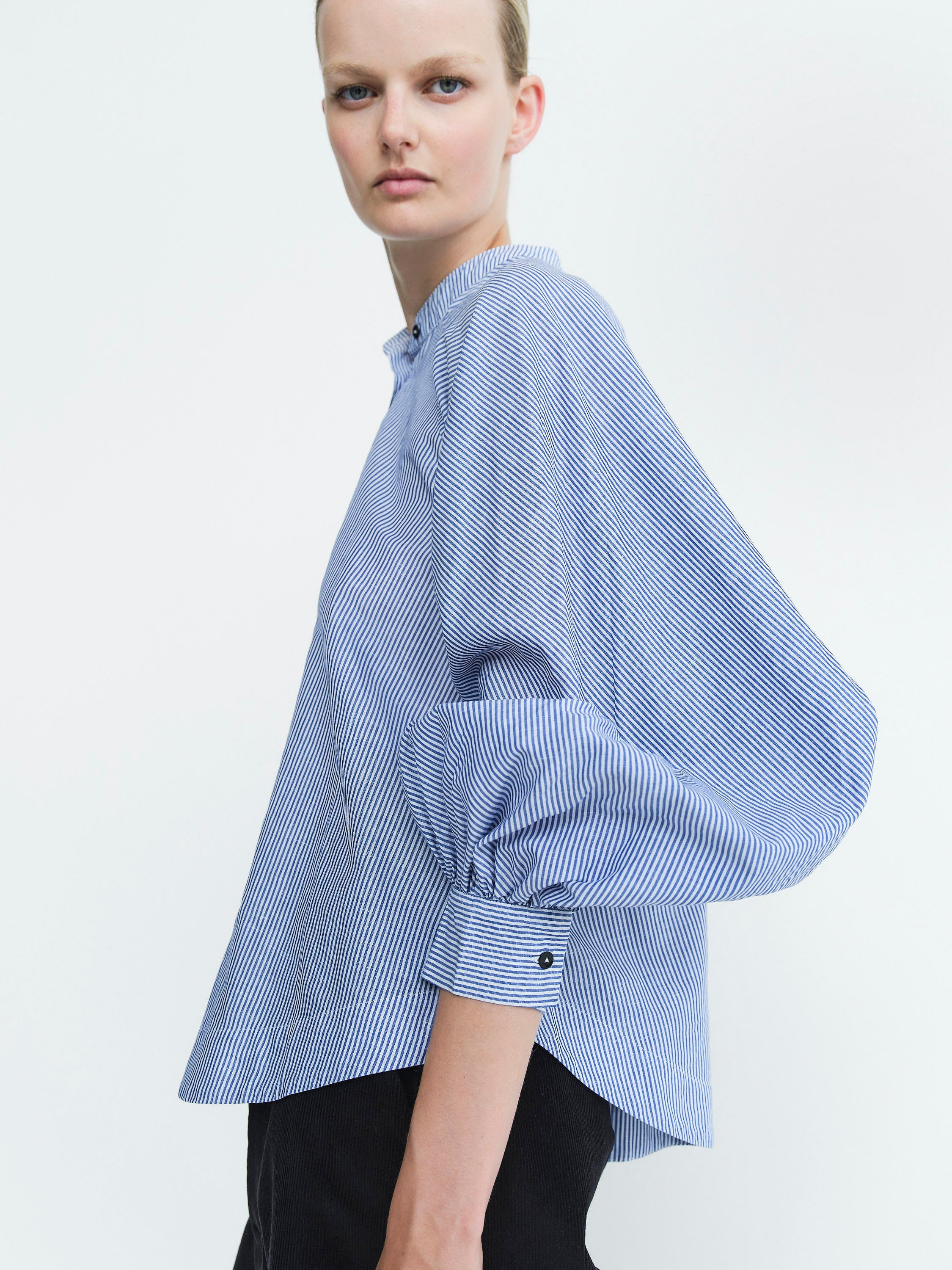 JOAN SHIRT  / WHITE /BLUE STRIPE