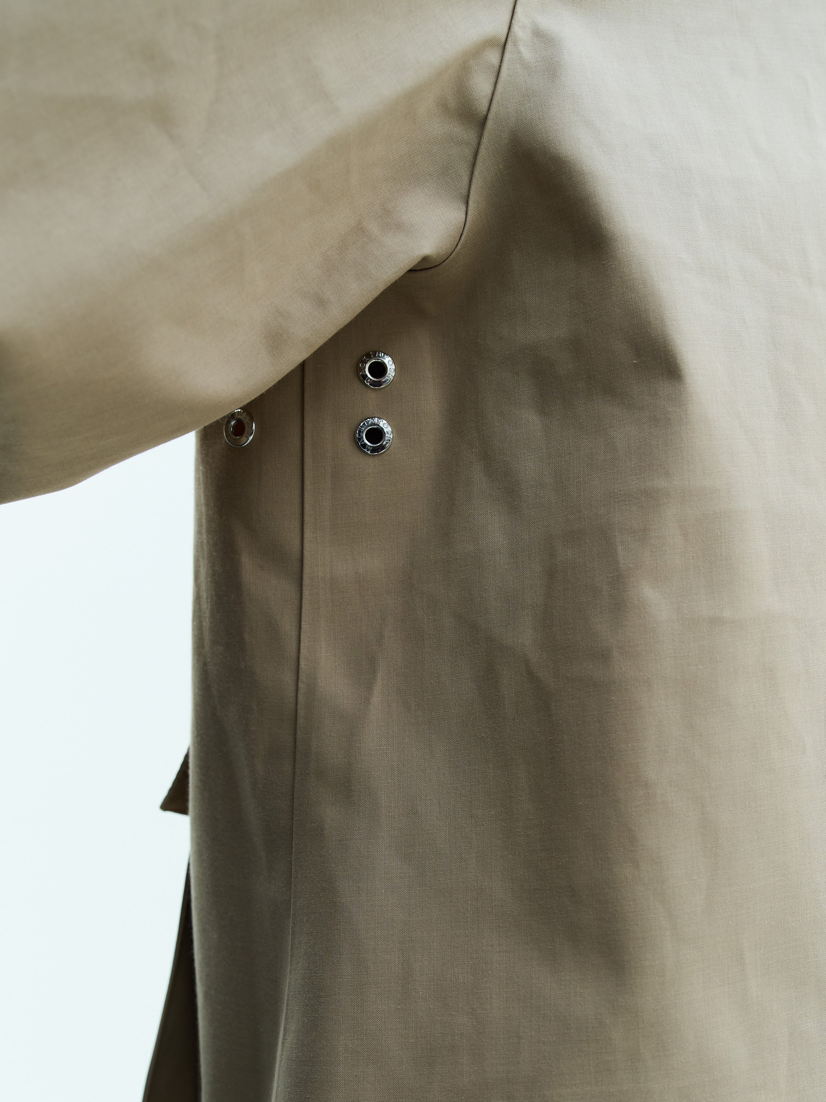 RIKA STUDIOS X MACKINTOSH, FRANK JACKET / FAWN