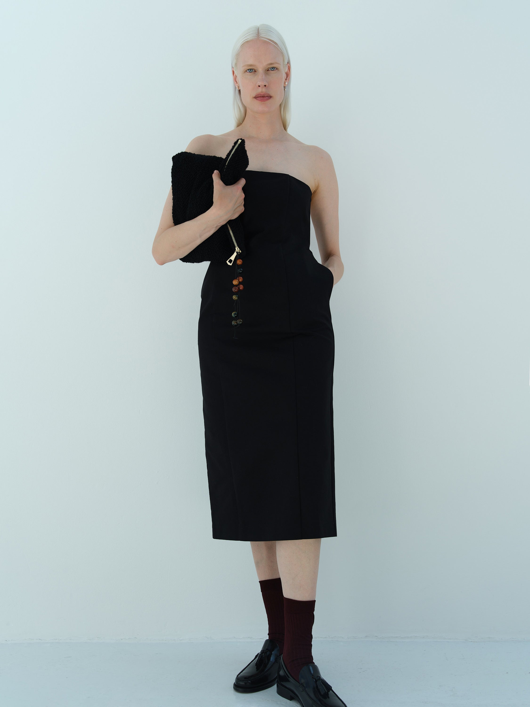 APPLE DRESS / BLACK COATED