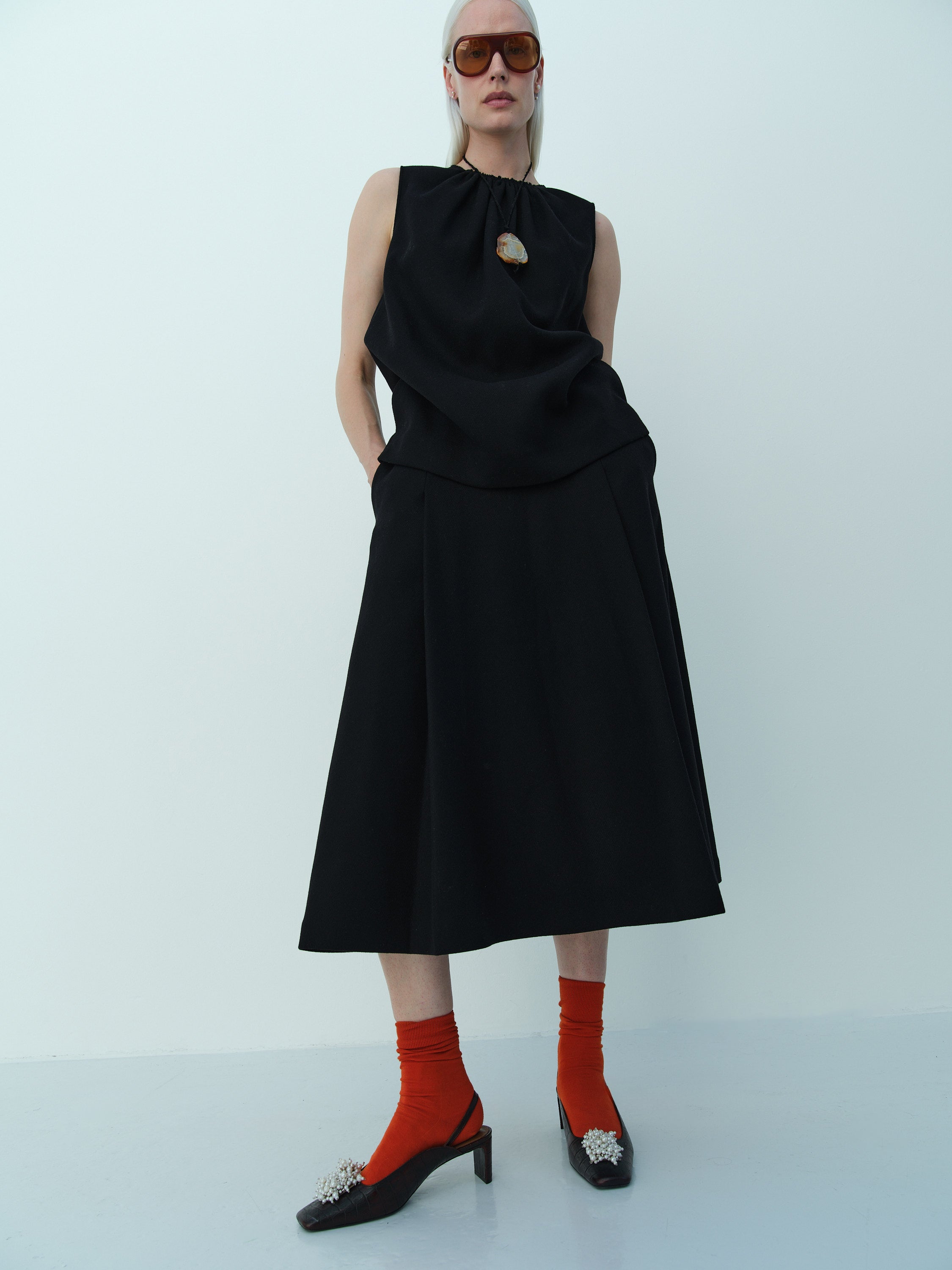 JOHN TOP / BLACK WOOL