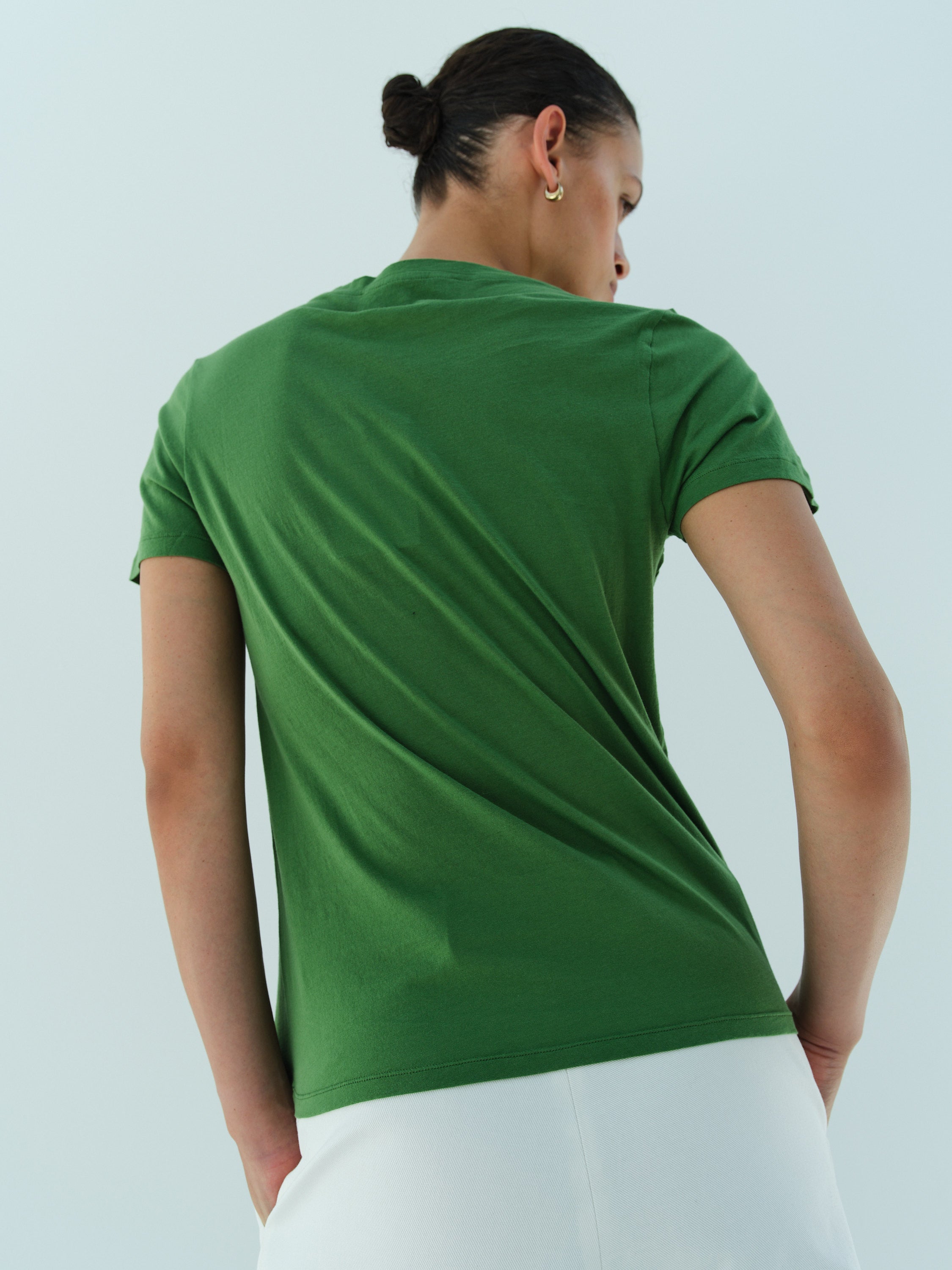 VANESSA TEE / KIWI