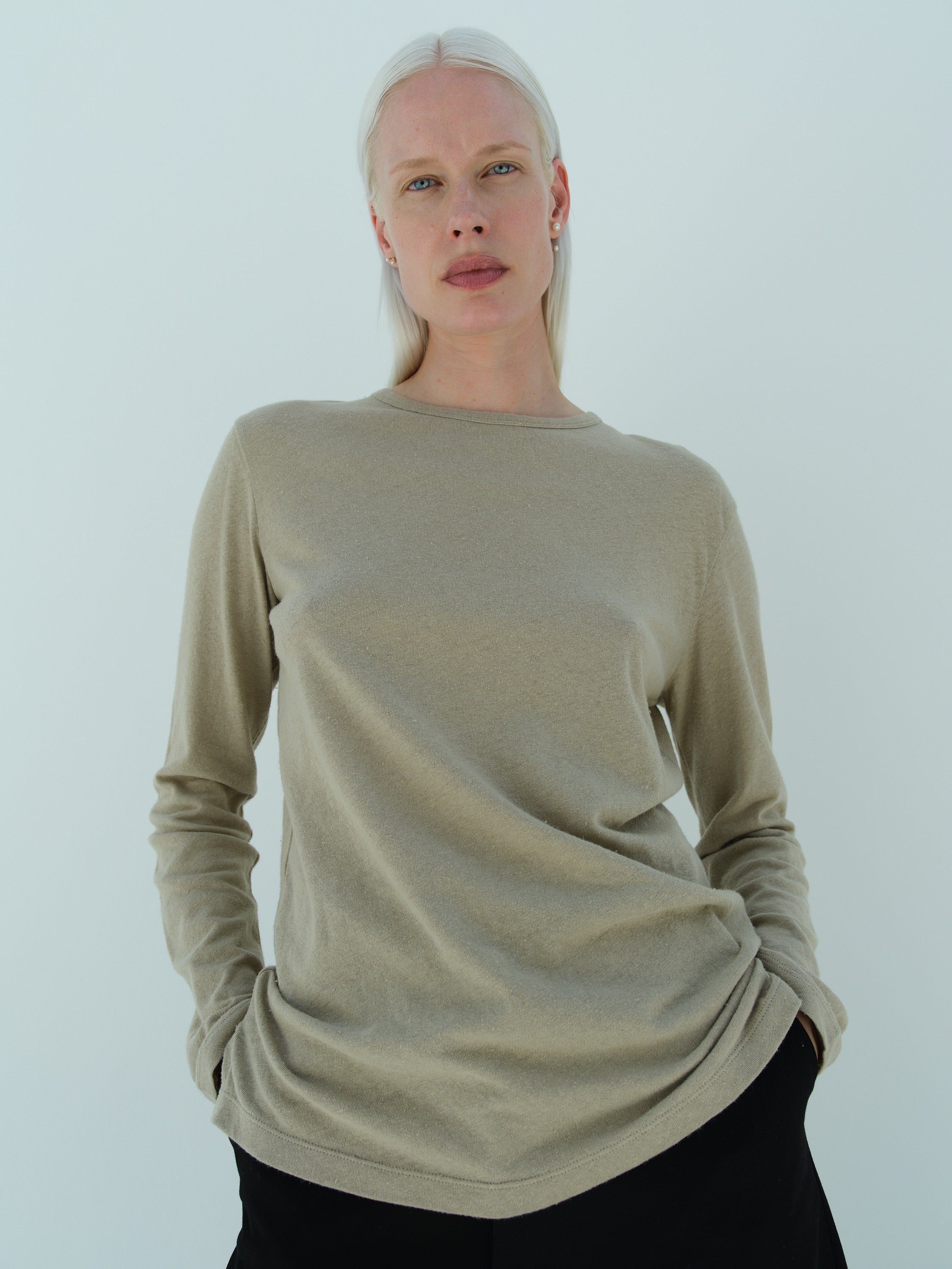 PALOMA TEE / SESAME