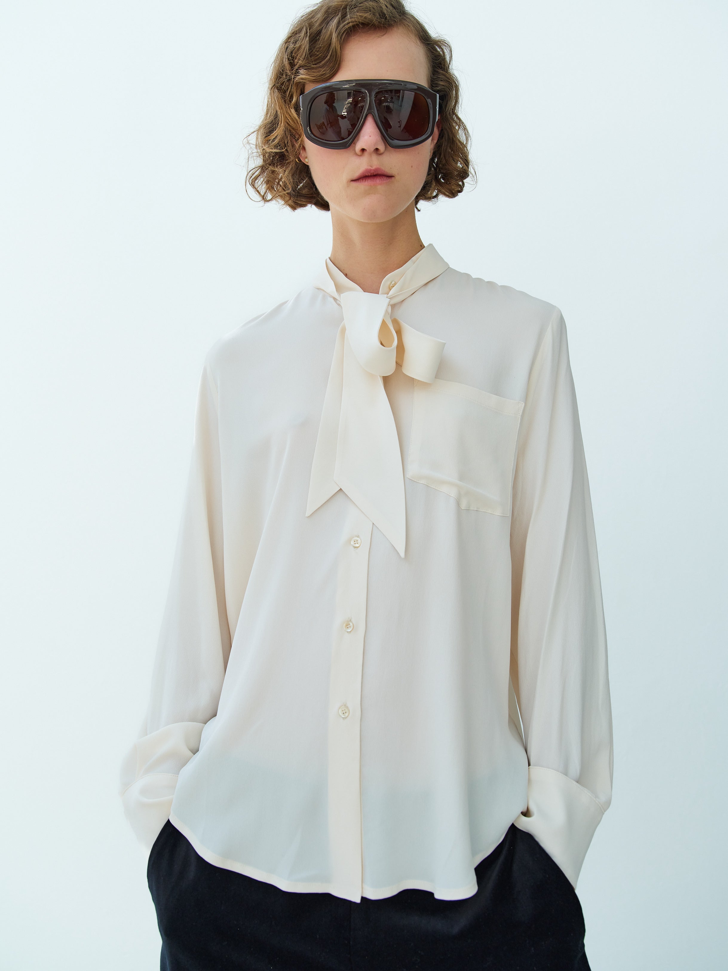 CAROLINA SILK SHIRT BOW-TIE / CREME