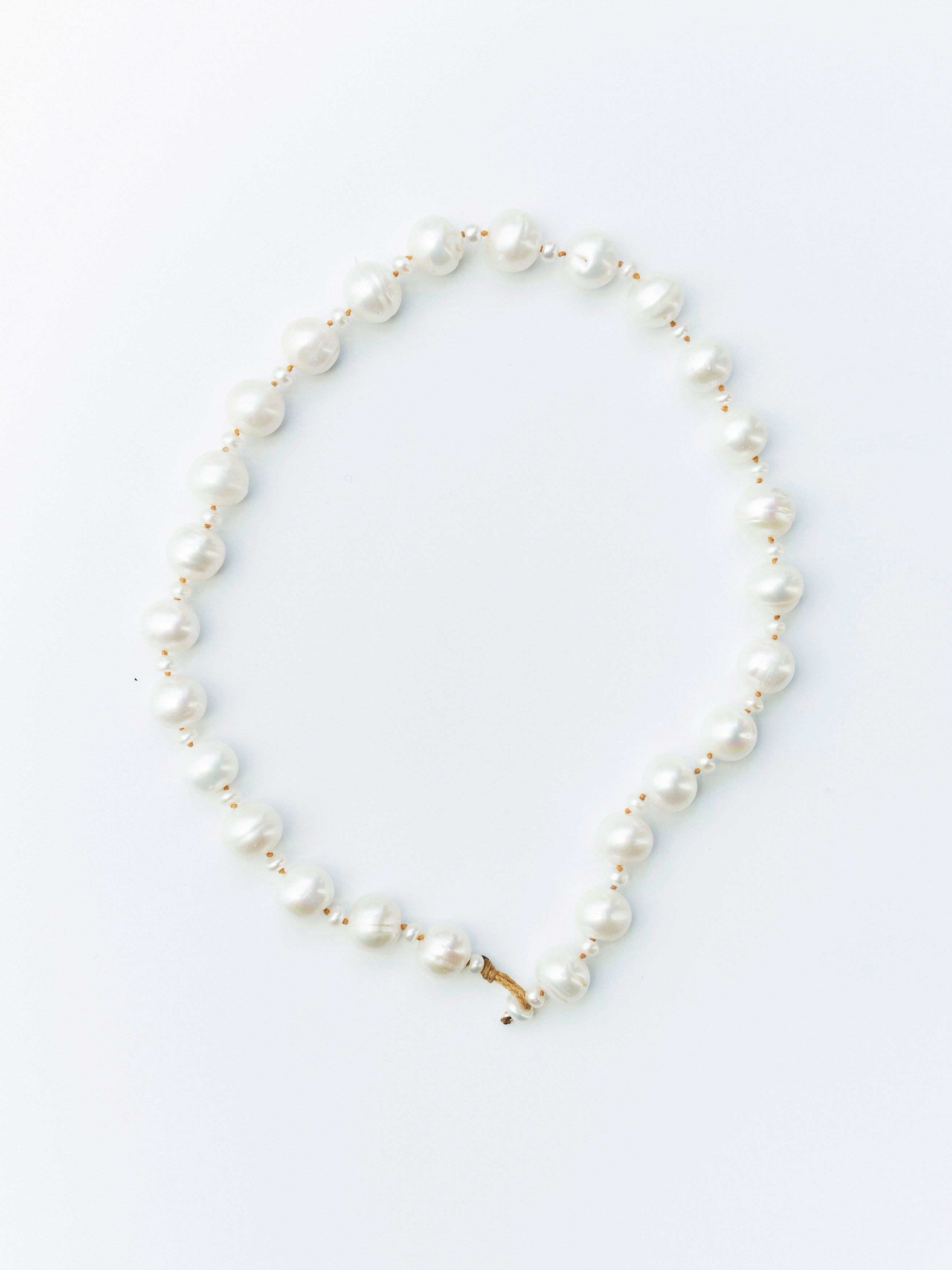 MARICHELLE / CHOKER PEARL NECKLACE, NUDE CORD