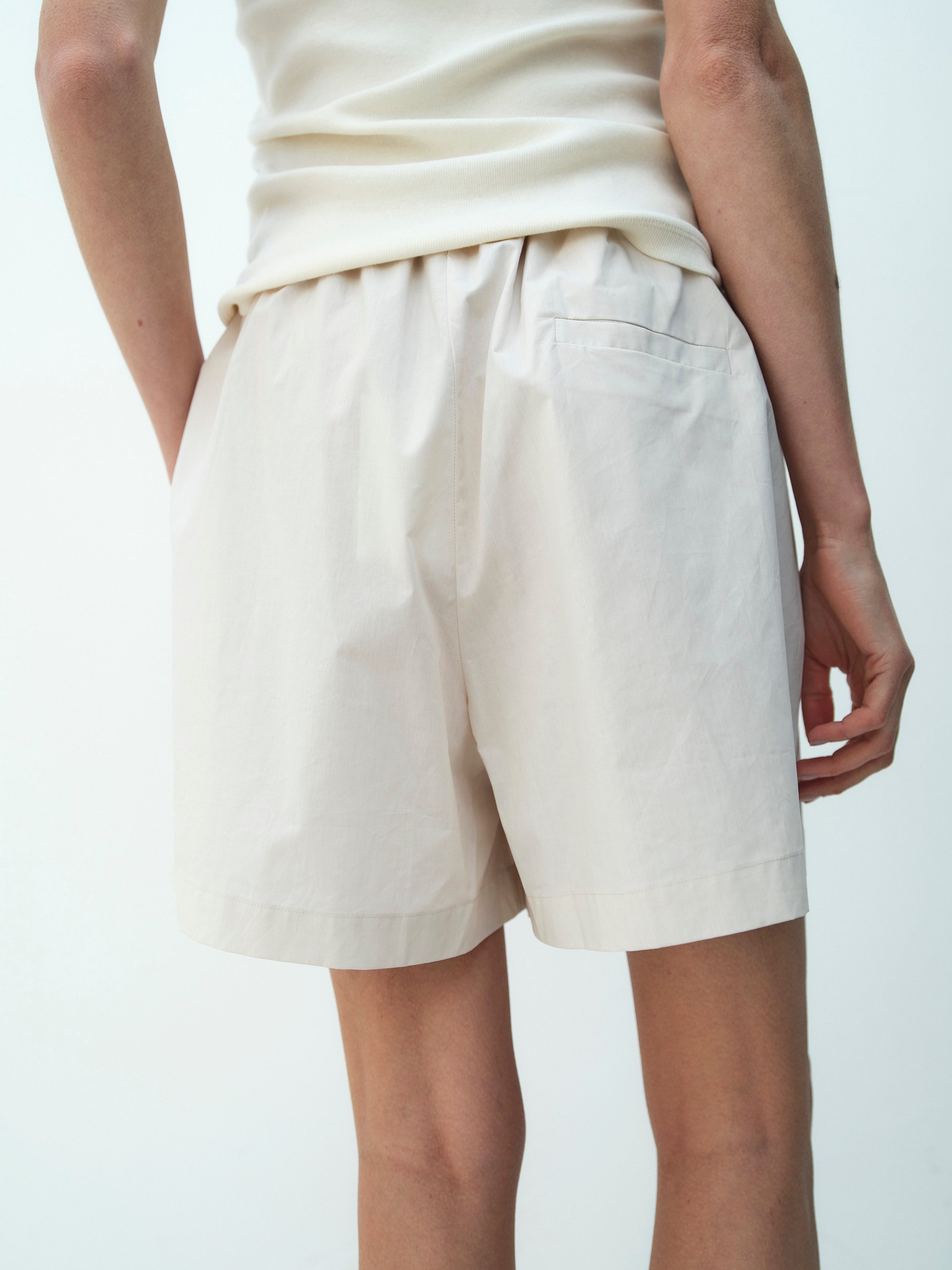 PARK SHORTS / DUNE