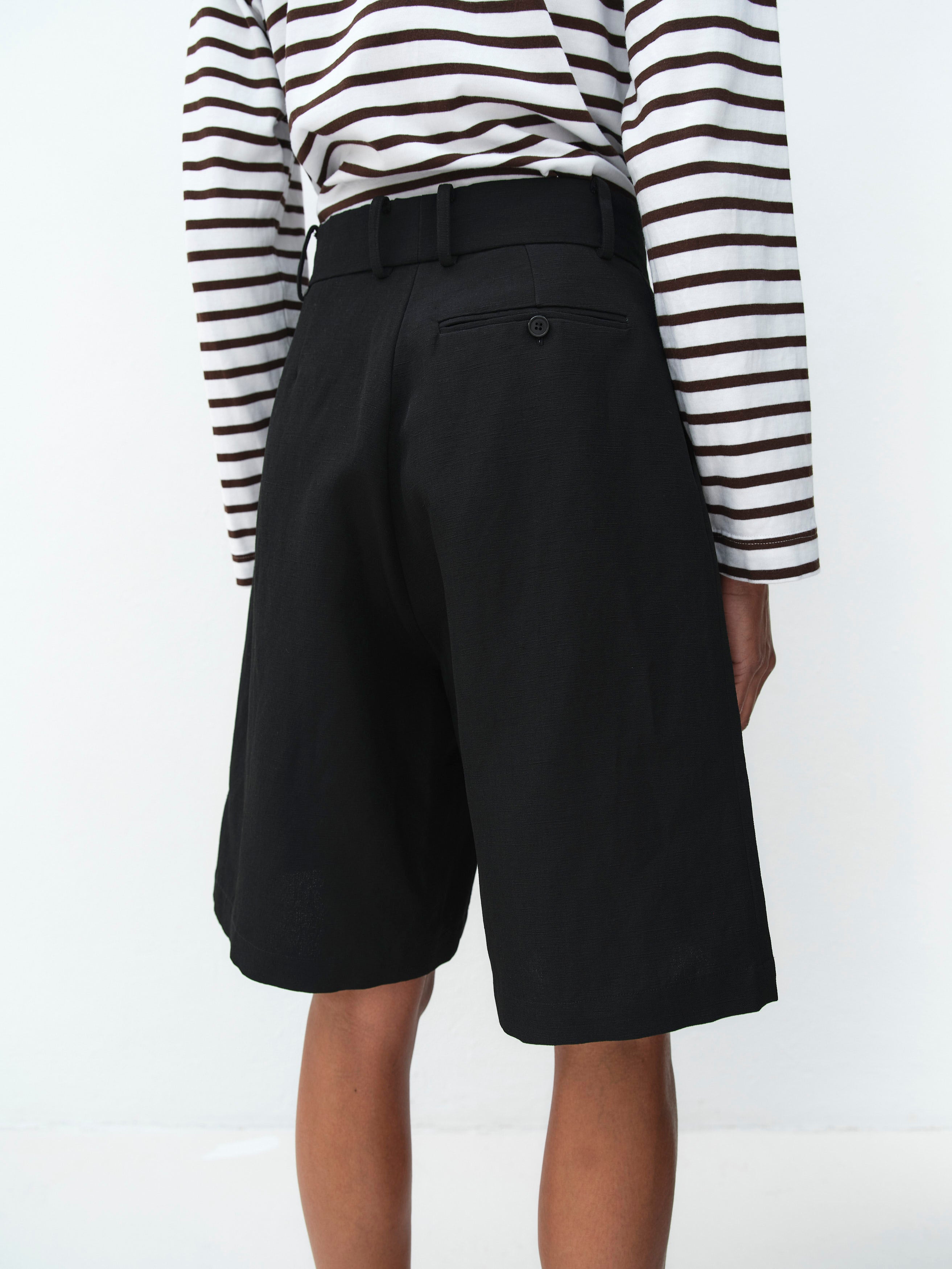 ONASSA SHORTS / BLACK LINEN