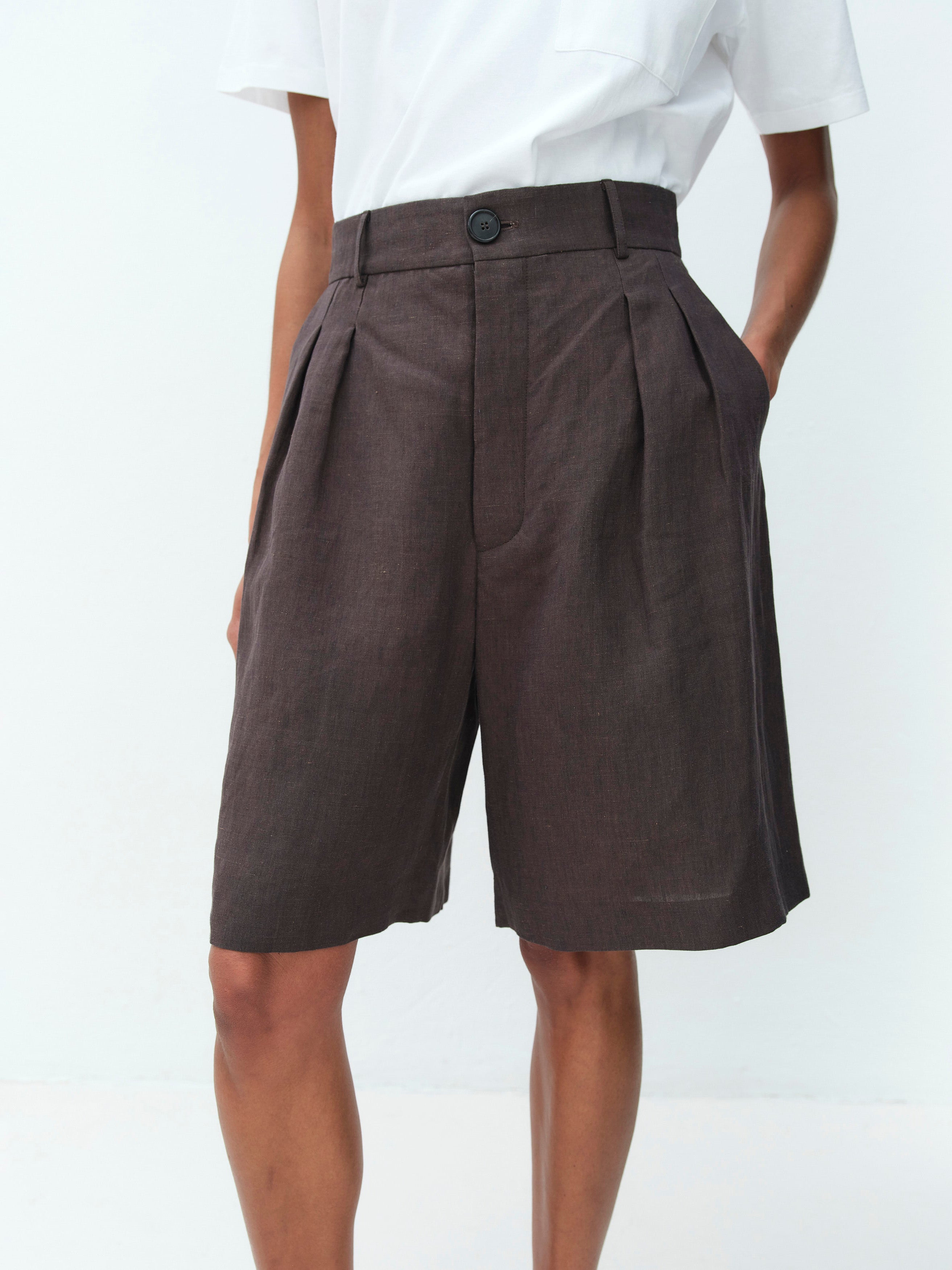 ONASSA SHORTS / CHOCOLATE LINEN