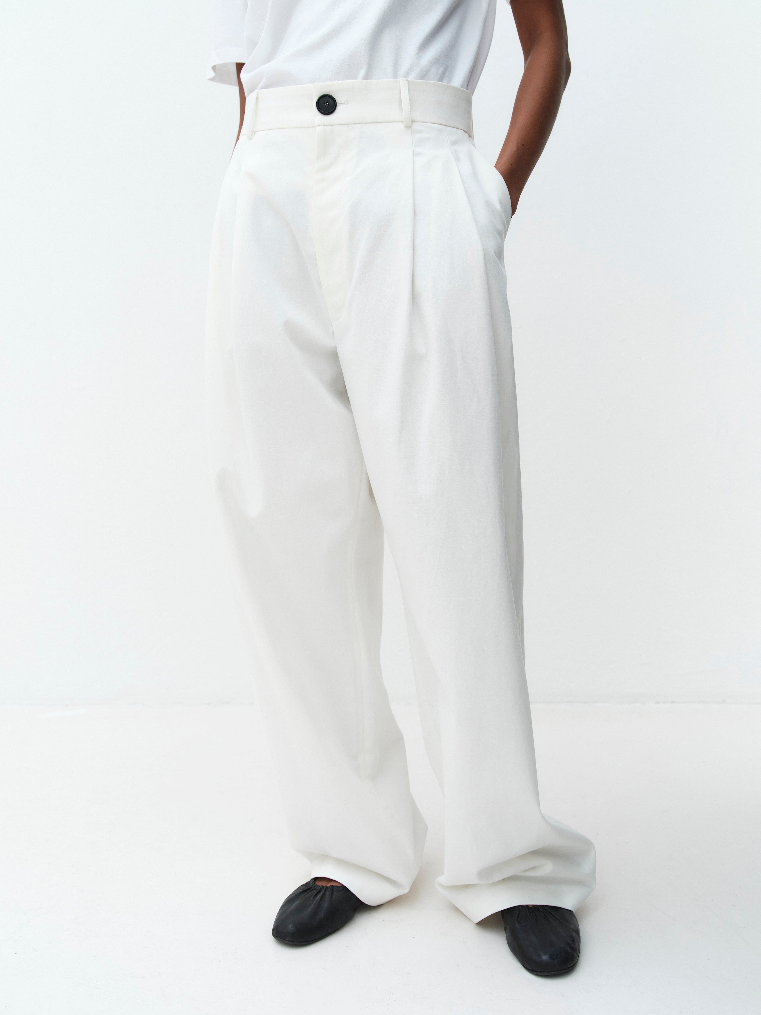 DIANE PANTS / WHITE LINEN